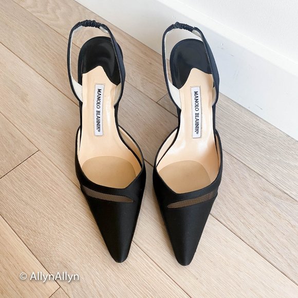 Manolo Blahnik Shoes - Gorgeous Manolo Blahnik Slingbacks w/ Cutout 37.5
